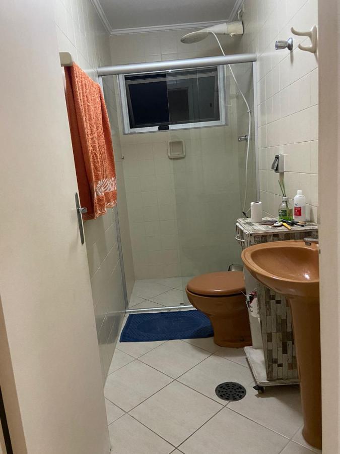 Apartamento Encantador No Guaruja, Praia Da Enseada - Apenas 600M Da Praia ! Bagian luar foto