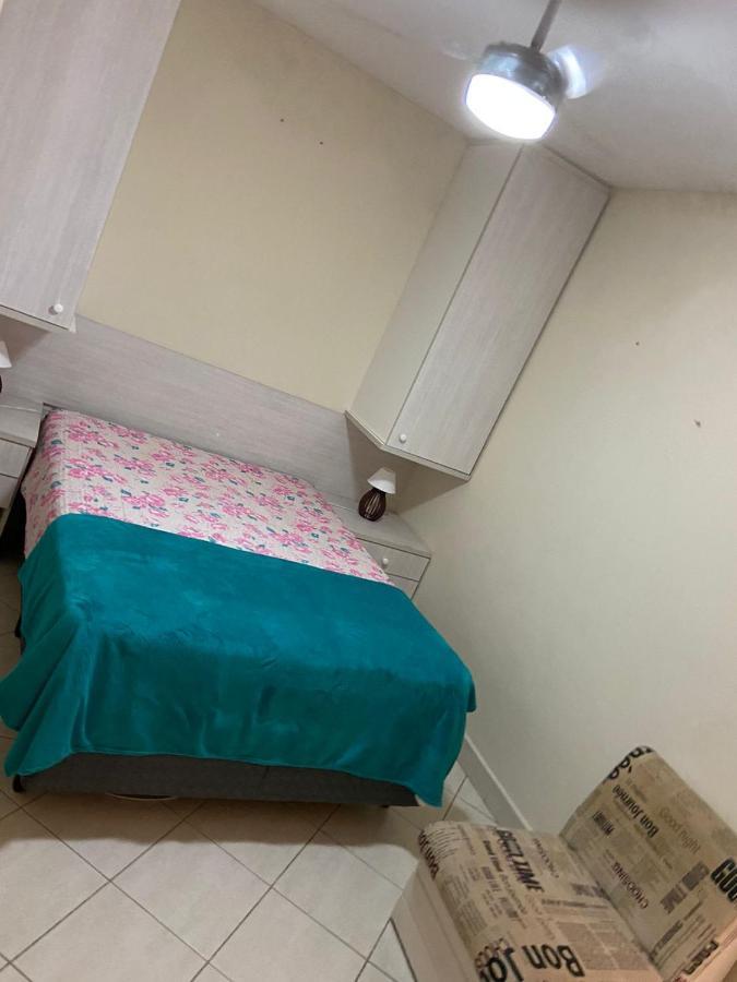 Apartamento Encantador No Guaruja, Praia Da Enseada - Apenas 600M Da Praia ! Bagian luar foto