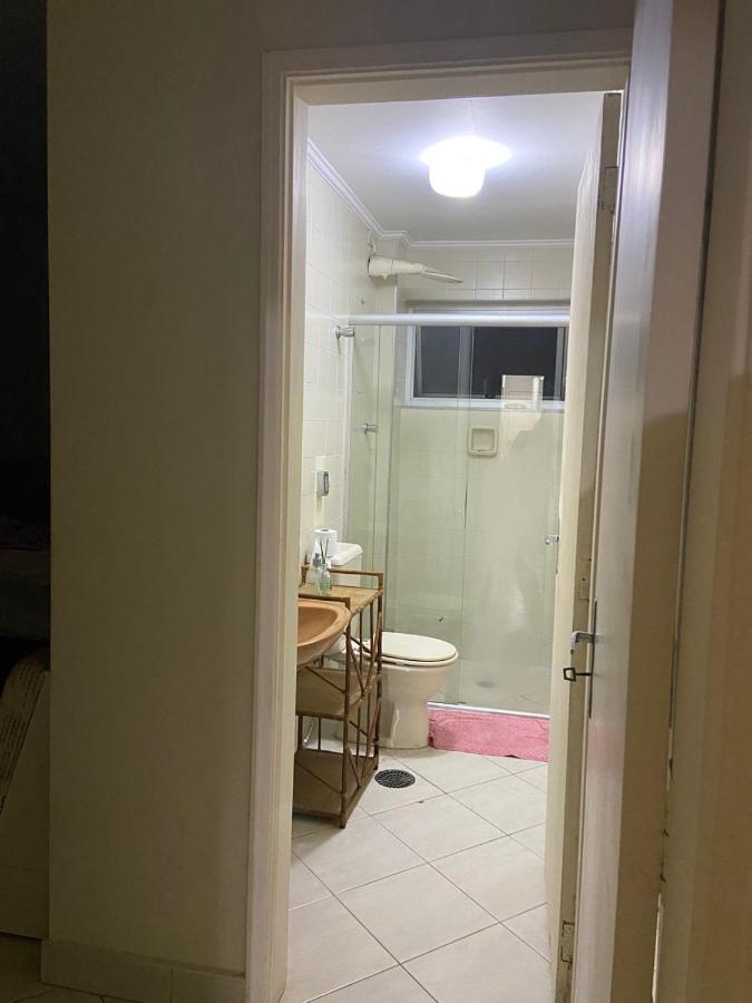 Apartamento Encantador No Guaruja, Praia Da Enseada - Apenas 600M Da Praia ! Bagian luar foto