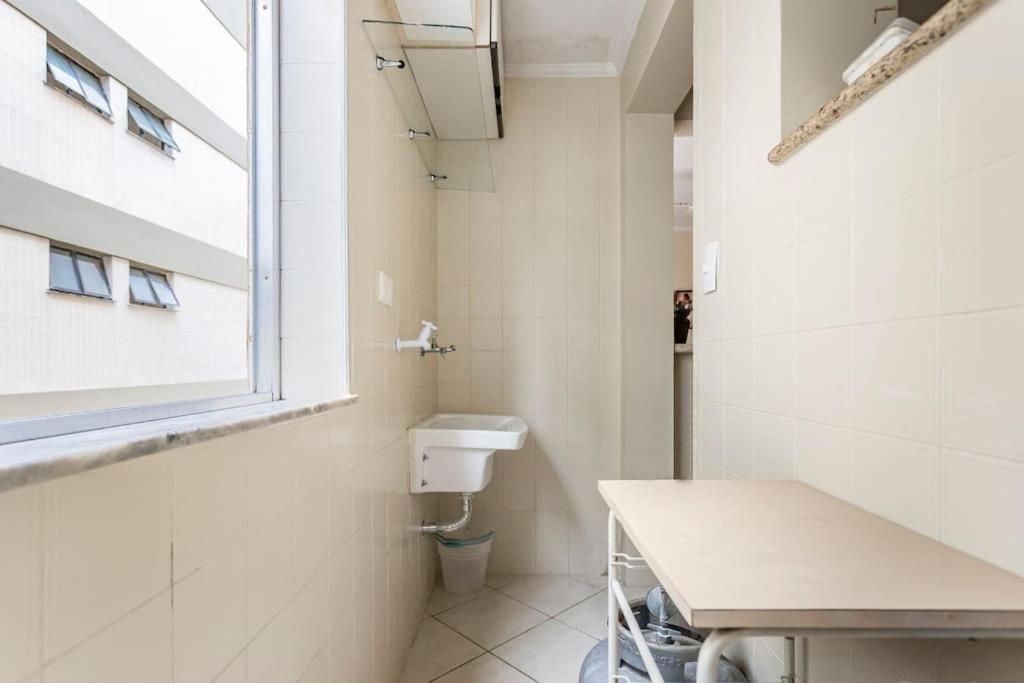 Apartamento Encantador No Guaruja, Praia Da Enseada - Apenas 600M Da Praia ! Bagian luar foto
